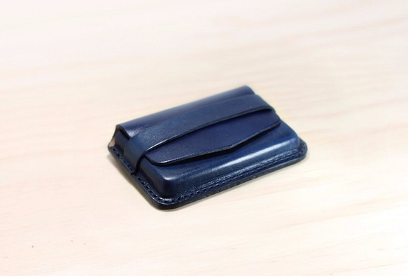 ハンド斜視革、革カードケース/カードパッケージ（ジャンパー節）・LIONの手の本革レザー 1枚目の画像