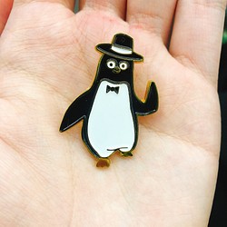 #29 紳士企鵝 別針/胸針/扣針 第1張的照片