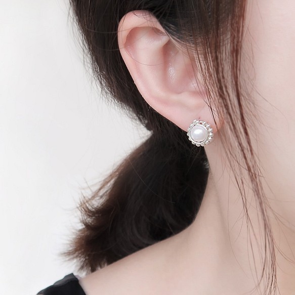 925純銀 大花珍珠 草莓晶 耳環 耳夾一對 第1張的照片