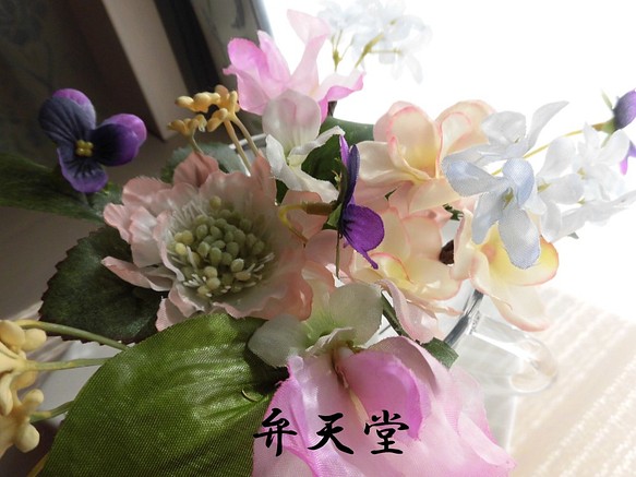 【弁天堂】｢ガーリー・ピンク[13ピースセット]弁天堂スペシャル花飾り｣ビーズ、リボン別途有り。 1枚目の画像