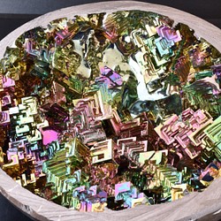 ビスマス結晶ガーデン（特大／カラフルガーデン） 1枚目の画像