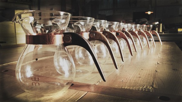 「露‧La Rosee」木質手感咖啡壺-第二代-簡約款-柚木-接單製作 第4張的照片