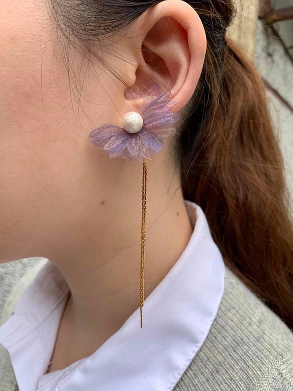 Lobelia | 半邊蓮紫雙色紗花貼耳式鏈條耳環 第1張的照片