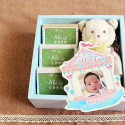 [小孩們的驚喜]無染亞麻熊 手工皂禮盒  彌月禮、週歲禮或是小朋友都很適合 第1張的照片