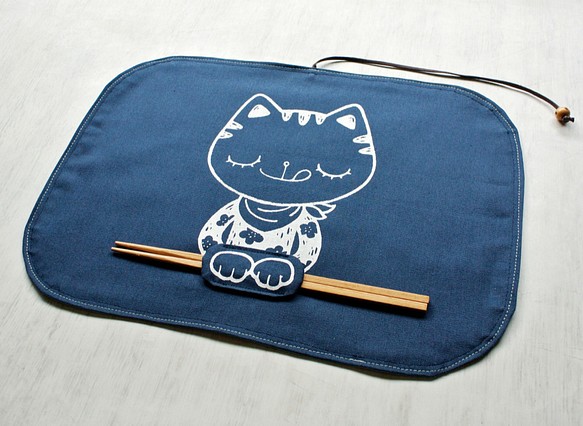 貪欲な子猫（日本語版）収納プレースマット【箸付】両面ブルー 1枚目の画像