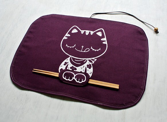 貪吃小貓（和食版）收納餐墊【附筷子】雙面紫色系 第1張的照片