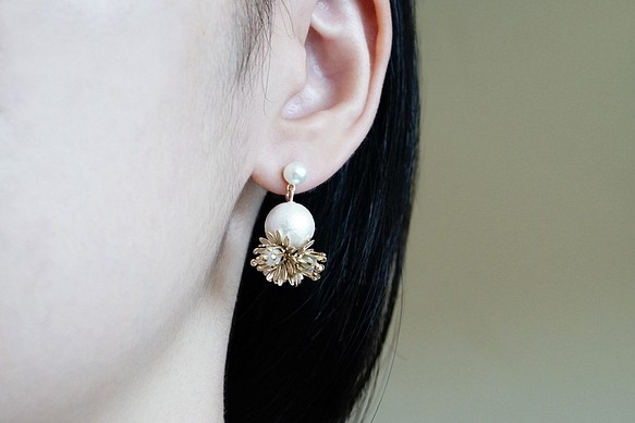 Minimily - 茂盛 - 珍珠花球耳環 (醫療用不鏽鋼抗敏耳針 / 耳夾) 第1張的照片
