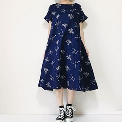 刺繍の星座柄 やさしいダブルガーゼのフレアワンピース 夜空 ワンピース チュニック Loosey Goosey 通販 Creema クリーマ ハンドメイド 手作り クラフト作品の販売サイト