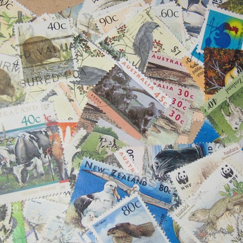 材料》使用済み海外の切手１００枚（動物シリーズ） その他素材 AKIKO