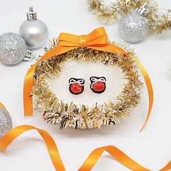 3D Cute & Mini Christmas Ball Embroidery Earrings *Handmade* 1枚目の画像