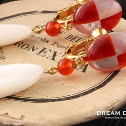 ichimatsu RED耳環〜白色蝴蝶殼和紅色瑪瑙耳環 第1張的照片