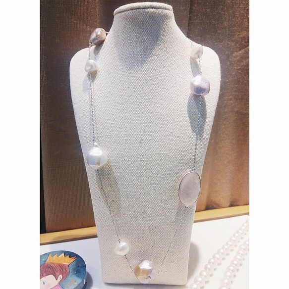 天然粉晶【愛戀之石】配 不規則淡水珍珠流星設計頸鏈 第1張的照片