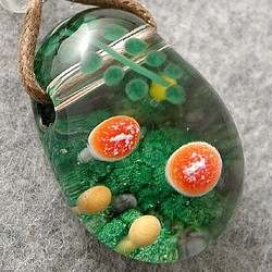 【ご予約済み商品】キノコの森のベニテングタケ とんぼ玉 ガラス ネックレス No1140 1枚目の画像