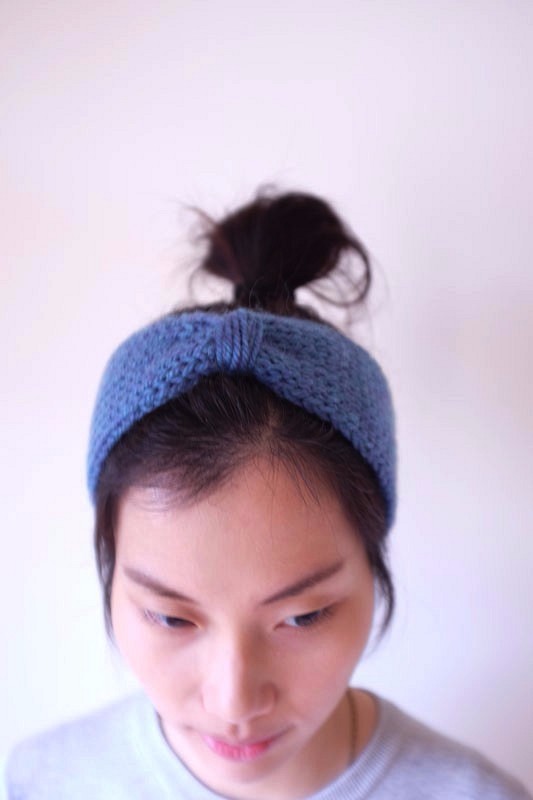 studio Chiia design *手工編織 舒適毛海 髮帶-藍莓色 第1張的照片