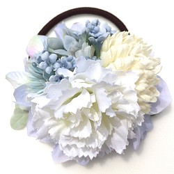 裏庭の花束の髪飾り　アイスブルー 1枚目の画像