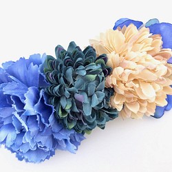 SALE! ３色花集めのヘアクリップ　ブルー 1枚目の画像