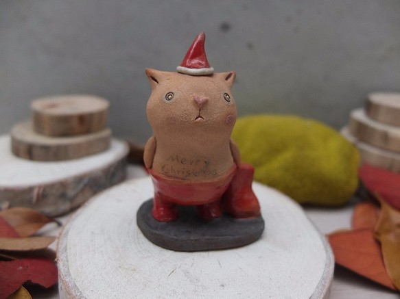 【陶pottery 】聖誕Christmas裸上身聖誕貓 - 蛋黃眼圈棕胖胖貓 第1張的照片