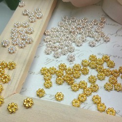 金屬珠約120件/ 2色套裝★金色和白色粉紅色★花狀間隔物Rondel金屬配件 第1張的照片