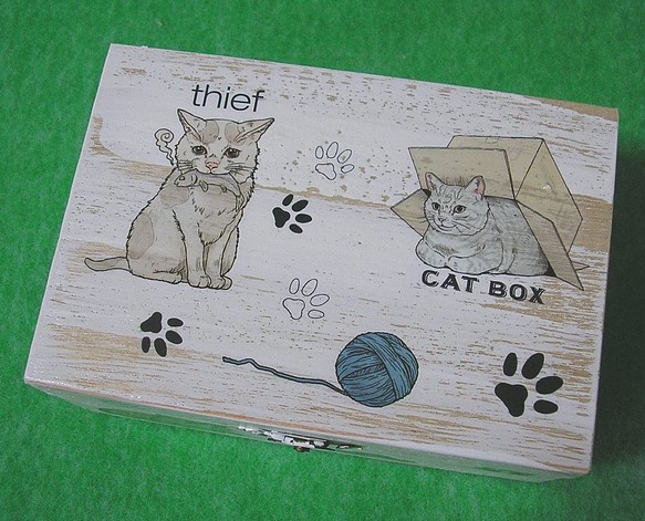 木製ジュエリーボックス　猫たち 1枚目の画像