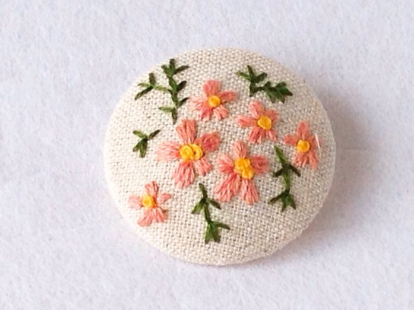 刺繍ブローチ（綿麻）　桜草 1枚目の画像