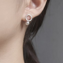 經典簡約 世華洛世奇珍珠 925純銀 耳環 第1張的照片