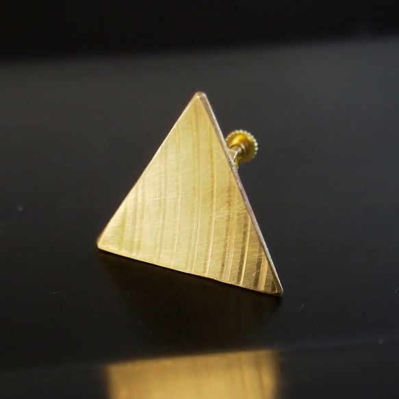 Triangle Cymbal ear cuff/stud pierce (無地) 1枚目の画像