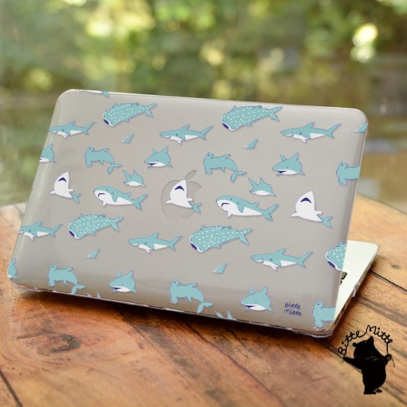 Macbook ケース カバー Macbook Air Pro 16 15 14 13 11 サメ 鮫 名入れ Pcケース Case Garden 通販 Creema クリーマ ハンドメイド 手作り クラフト作品の販売サイト