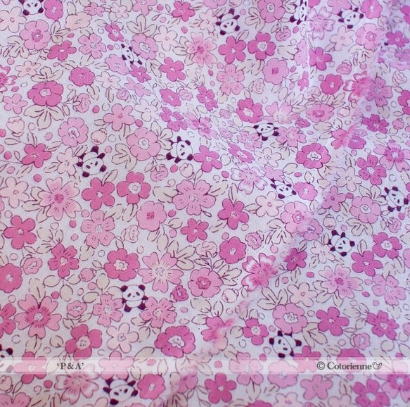 P & A -pink (CO919529 B)ダブルガーゼ【コトリエンヌ生地】 1枚目の画像