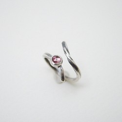 扭轉系列-粉紅電氣石(碧璽)‧純銀硫化染黑開放式戒指 第1張的照片