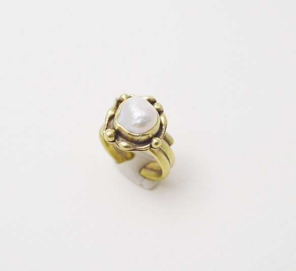 黃銅.珍珠.復古系列-開放式寬版戒指 #1 第1張的照片
