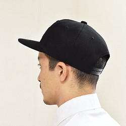 Flat Visor Snapback 帽 6 面板皮革標籤可調節帽子真皮黑色 KA001 第1張的照片
