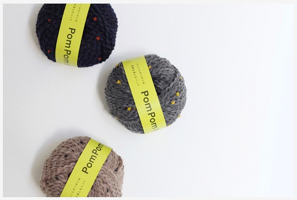 【Pom Pom Wool 】No. 3 キャメル×ブルー ポンポンウール ダルマ毛糸 手編み 極太 編物 1枚目の画像