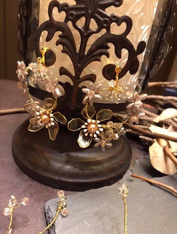 （冒牌老闆娘）水晶花系列新娘耳環-（20190625） 第1張的照片