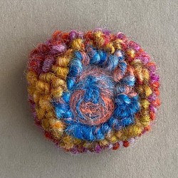 手紡ぎ糸のフックドラグ・ブローチ　FB-09 1枚目の画像