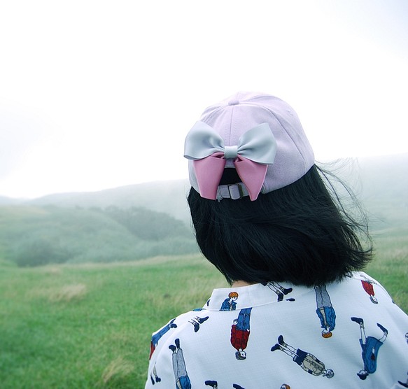 手工緞面蝴蝶結麂皮棒球帽 / 粉紫 第1張的照片