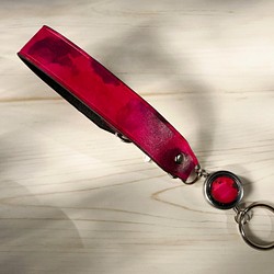 ［革の水彩画：紅紫］Reel Key Holder 1枚目の画像