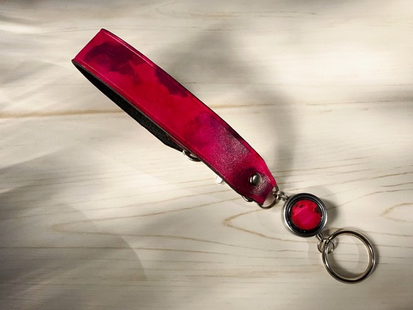 ［革の水彩画：紅紫］Reel Key Holder 1枚目の画像