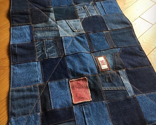 デニムラグ カフェマット デニムパッチワーク デニムリメイク カーペット 絨毯 ラグ マット Denim Lulu 通販 Creema クリーマ ハンドメイド 手作り クラフト作品の販売サイト