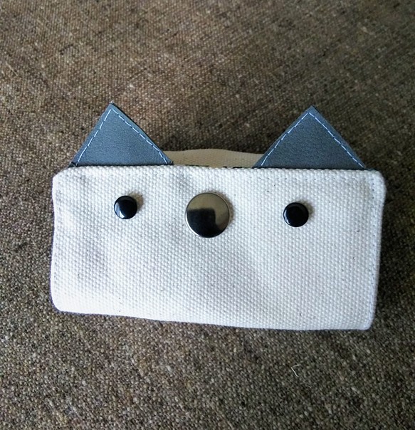 帆布キーケース　猫耳が可愛い　猫柄裏布 1枚目の画像