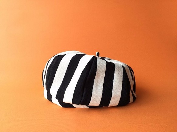 貝雷帽| MONOTONE BORDER全棉汗布針織貝雷帽單調邊界 第1張的照片