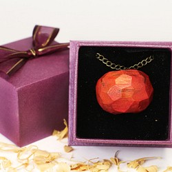 可愛木製圓蘋果項鍊【蝴蝶結禮盒款式】--木刻--純手工--手作【可挑色】 第1張的照片