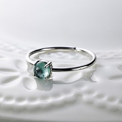 グリーンカイヤナイトの指輪　フリーサイズ 1枚目の画像