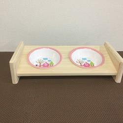 (ヒノキ)ご飯テーブル2つ穴・丸み・ハンドメイド⭐️器付き⭐️ 1枚目の画像