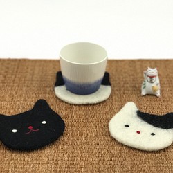三隻黑白貓 羊毛氈杯墊 第1張的照片