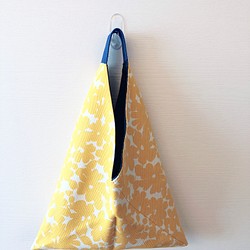 手工日本印花棉布粽型手提包-黃色大花 第1張的照片