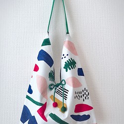 日本印花棉布粽型側背包-中尺寸-兩面用-彩色色塊 第1張的照片