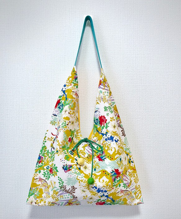 暢銷春色/雙面用日式粽型側背包-大尺寸-黃色森林 第1張的照片