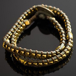 軍綠色仿皮繩三圈黃銅編織手環 第1張的照片