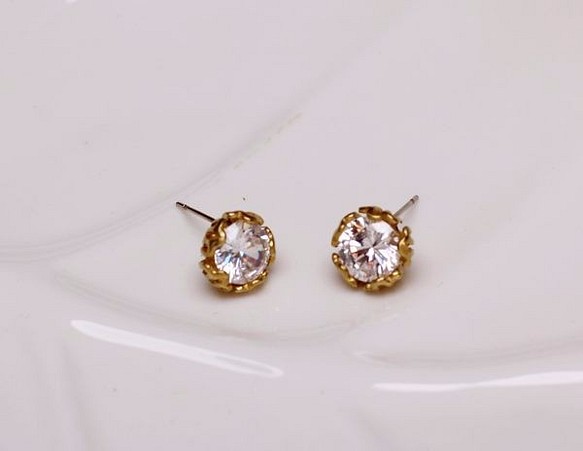 星鑽鋯石黃銅耳環-可改夾式耳環 第1張的照片