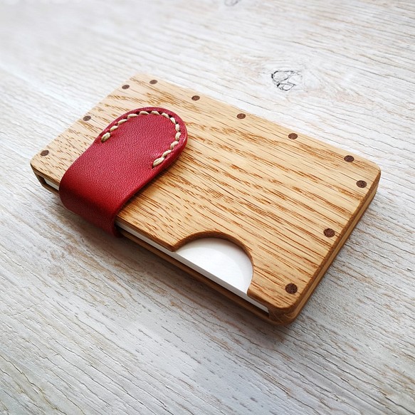 【受注制作】a card case オーク×レッド　木と革の名刺入れ 1枚目の画像